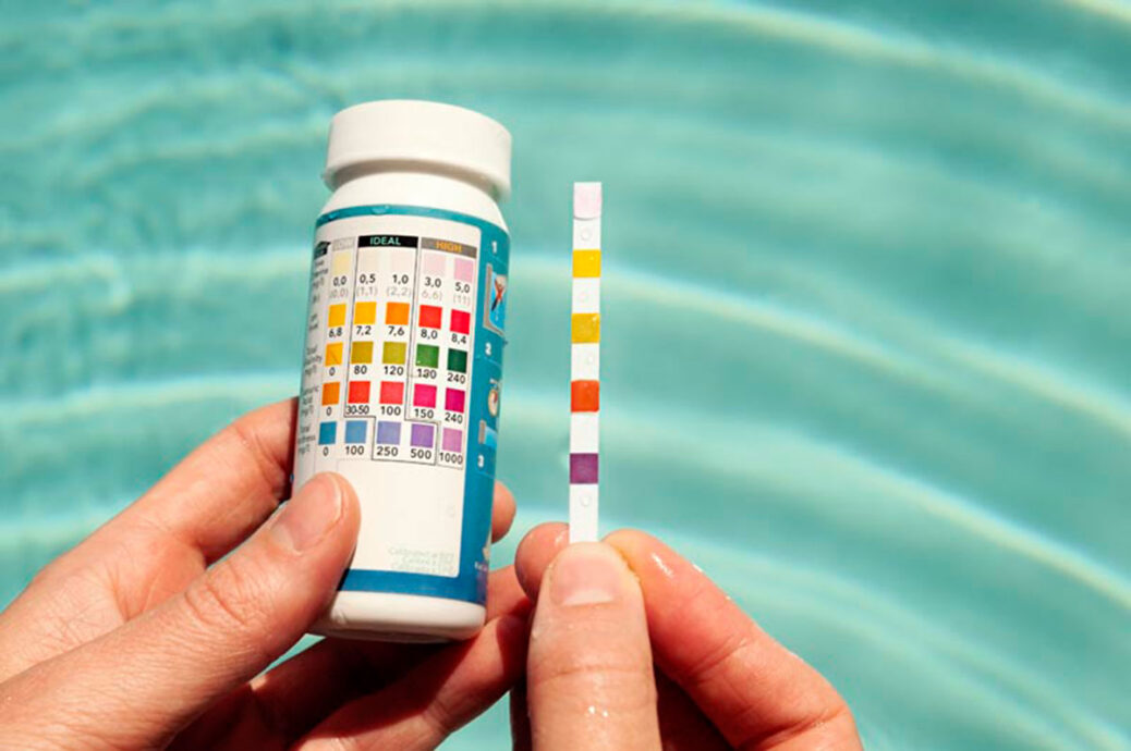 Regular el pH de una piscina